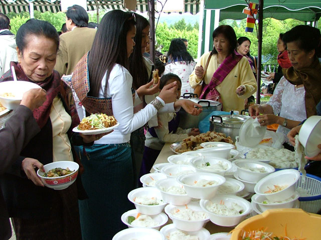 8thphrabang2007 249