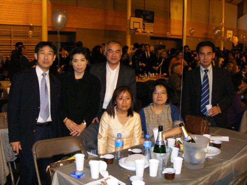 2009_0408noelfamilysyhanath200135.jpg