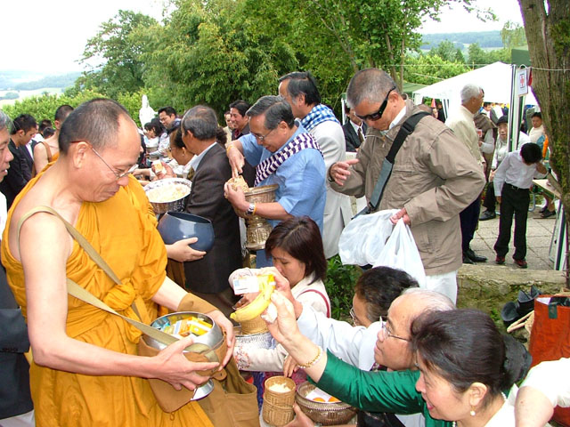 8thphrabang2007 164